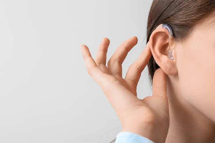 5-sep-2025-in-singapore-hearing-aids-shed-stigma-as-younger-adults-tune-in-cover.webp